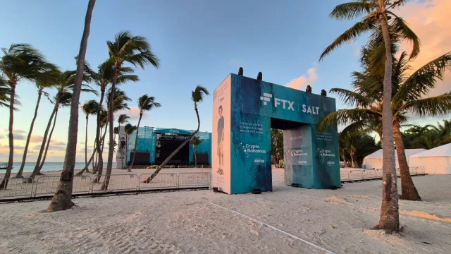 Netflix graba en Cap Cana escenas de la serie sobre el mayor escándalo cripto del mundo (InfoNegocios te lo muestra)