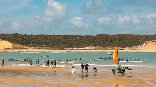 Los argentinos cada vez más cerca de Pipa (el auténtico caribe brasileño con festival propio, Mana Fest)
