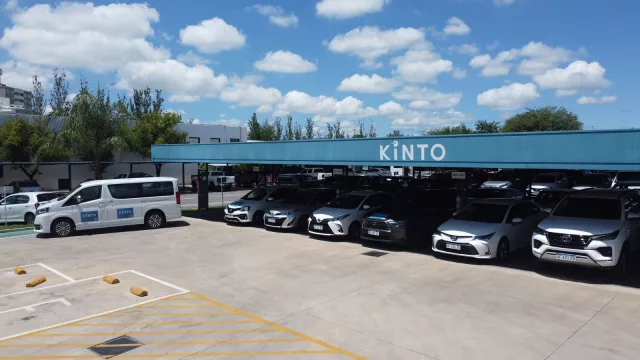 KINTO suma su primera Toyota Hiace Camper en Córdoba y refuerza la mayor flota de alquiler del país