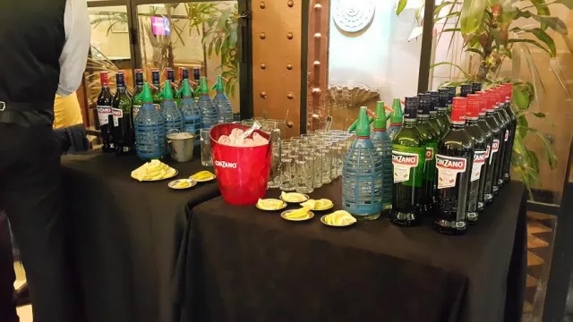 InfoNegocios estuvo presente en el evento en Los 36 billares organizado por Cinzano