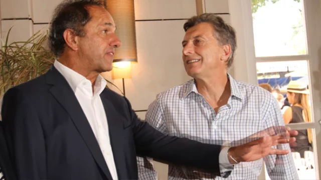Un votante a Scioli pide su espacio y dice...