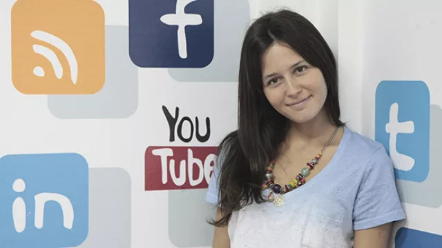 Nicole Marcuzzi, community manager