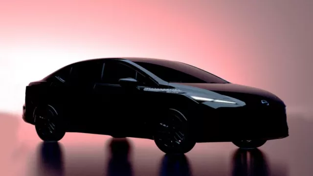 Nissan Versa se muestra sin camuflaje antes de su debut: así es el restyling completo