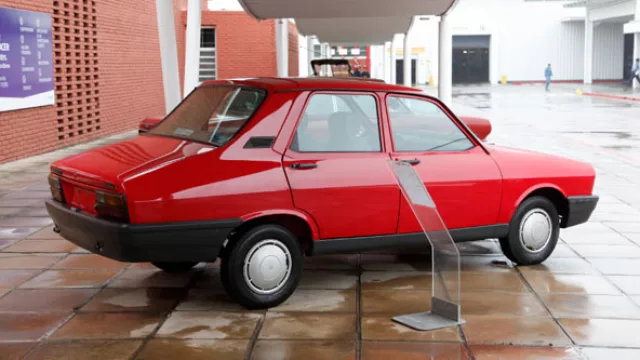 Una joyita: el último Renault 12 que se fabricó en Santa Isabel