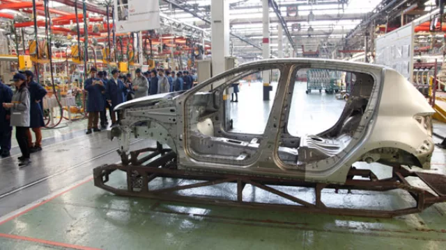 El "esqueleto" de uno de los modelos de Renault. Todavía le falta...