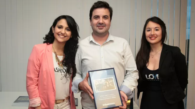 Luis María Aghem (Johnny B. Good) estuvo en representación de su equipo. Completan la terna Wöllen y Grido. Participan por la mejor franquicia de alimentos y bebidas.