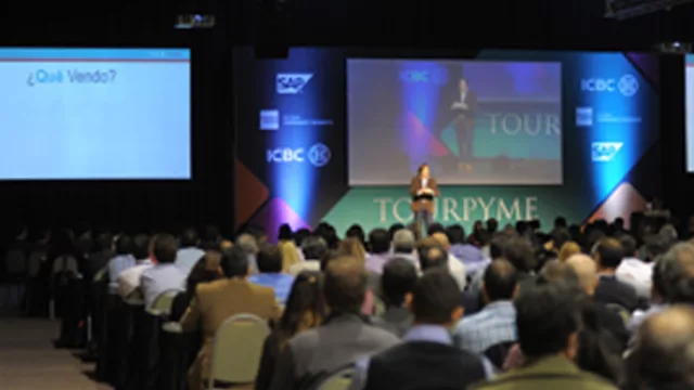 Felicita a los organizadores del Tour Pyme