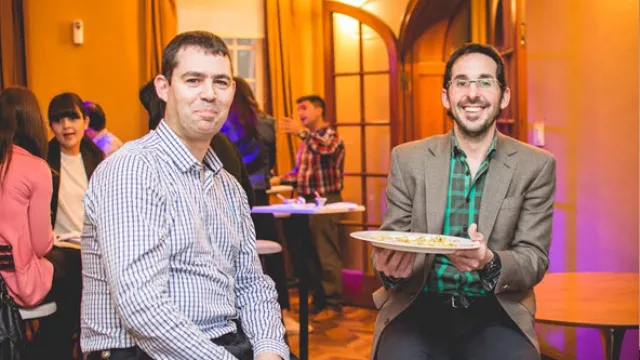 Para Sebastián Guestrin (IDPro) y José Pérez Gaudio (CUP) la gastronomía de Mariani SG aprobó con 10 felicitado ;)