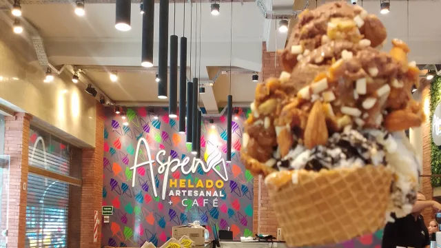 La frescura que Colón y General Paz necesitaba: Aspen Helados Artesanales (todos los formatos vienen con yapa)