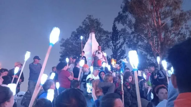 VGB comienza el año turístico con la 33° Bajada de Antorchas