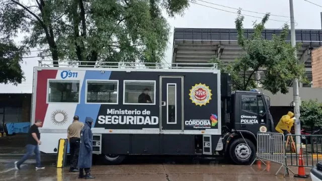 Córdoba blinda el Festival de Jesús María (lanzaron operativo de seguridad y presentan Halcón unidad móvil de comando integrada)