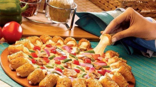 Pizza Hut debuta con sus mini-restaurante