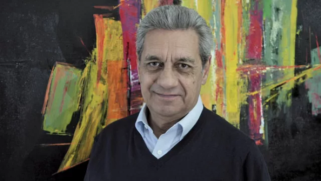 Luis Alberto Centeno, administración y finanzas