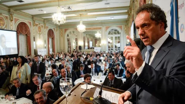 Scioli cree que ya está en el 42% (“los demás se pelean por el segundo puesto”)
