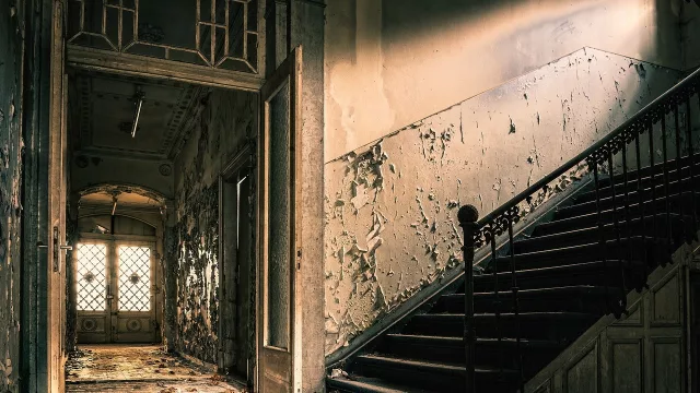 Mendoza aprobó un protocolo para intervenir propiedades abandonadas y mejorar el clima de inversión inmobiliaria