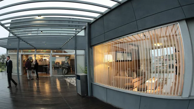 La gran velada se realizó en el departamento modelo de LOVE.