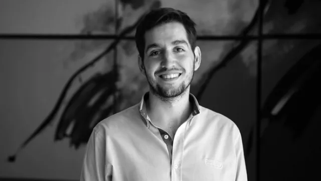 Nicolás Sainz, administrativo de Marketing.