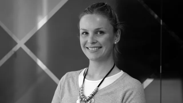 Juliana Grangetto, Recepción y Administración