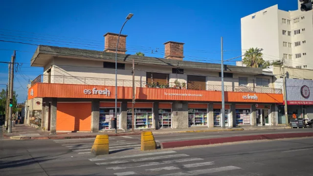 Es Fresh, la tienda de cercanía cordobesa que va por los 5 puntos de venta (marcas líderes y también propias)