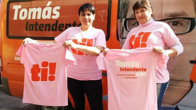 Un millón de pesos en prendas de campaña (TI! no escatima en gastos)