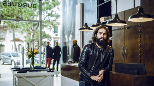 El Burgués desembarca en Uruguay