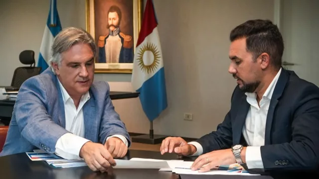 Córdoba garantiza el Boleto Educativo pese a la falta de fondos nacionales