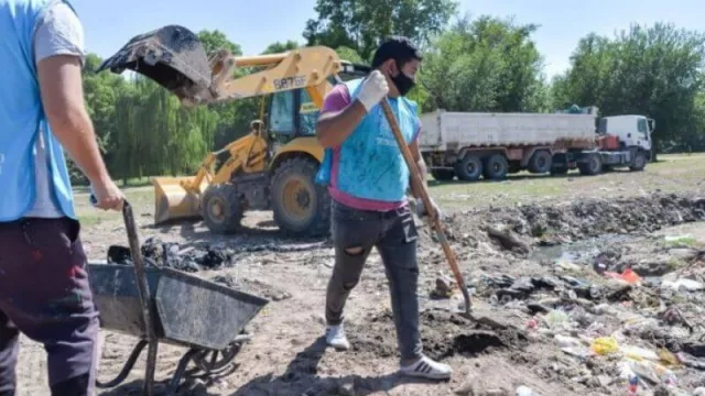 En septiembre se retiraron más de 14 mil toneladas de residuos de canales, micro y macro basurales