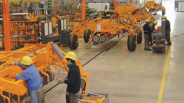 Sobre la crisis en el sector maquinaria agrícola, dice…