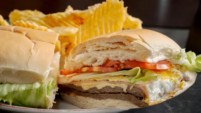 ¿A dónde llevarías a comer a un turista? (más de 10 opciones para mostrarle el sabor cordobés)