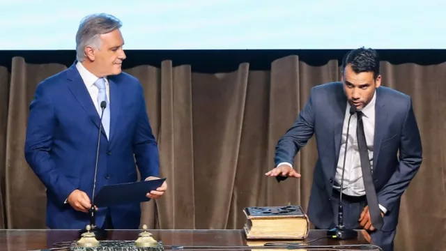 Marcos Torres Lima ya es Ministro de Desarrollo Social y Empleo (De Nápoli Intendente, nuevas autoridades en el HCD)