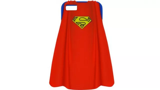 La capa de Superman, porque tu celular te salva de toda situación.