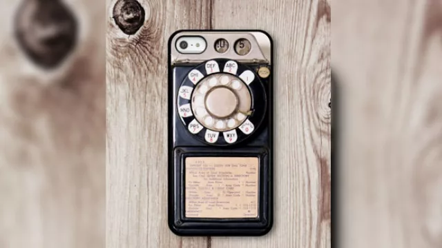 Para los retros que extrañan discar, este case es ideal.