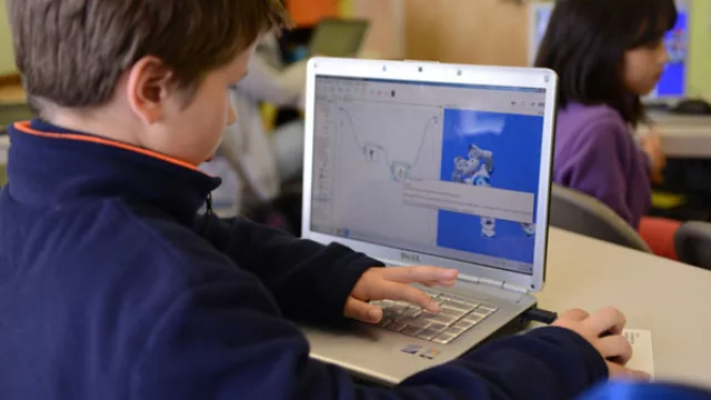 Una buena: estudiar programación será obligatorio en las escuelas (Program.ar arranca con red de 300 colegios)