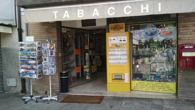 Un Tabacchi, en Italia.