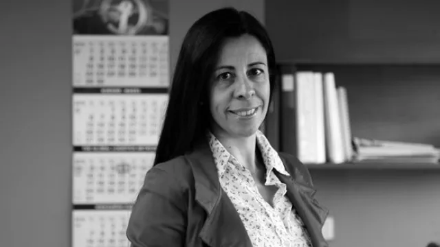 Silvia Intili, customer service