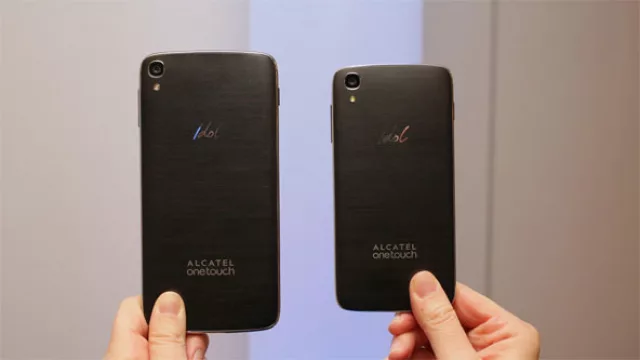 ¿Imaginaste un teléfono reversible? Acaban de lanzarlo