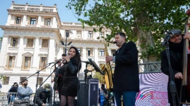 “Supermanzanas de Caravana”: más de 100 actividades artísticas y culturales gratuitas para disfrutar este “finde” largo