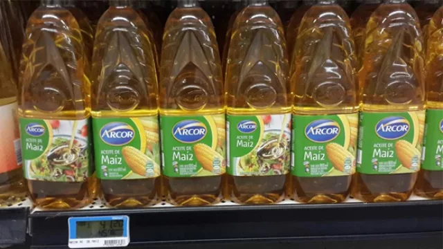 $ 41,20 y con precio con rebaja. Al dólar oficial son US$ 4,5