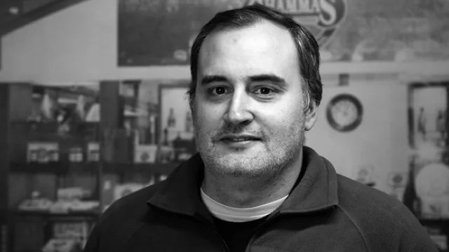 José Finocchietti, Gerente administrativo