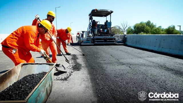 Altonivel de Valle Escondido entra en etapa final: asfaltan el puente y ultiman detalles clave