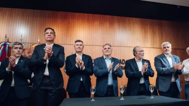 La Municipalidad de Córdoba invertirá $ 37.500 millones en luminarias (suma a EPEC en la gestión del alumbrado público)