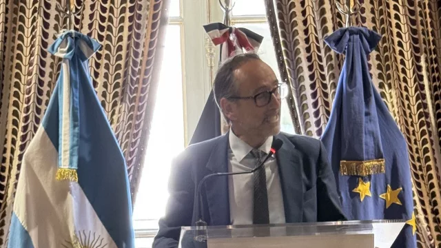 Instituciones de Tucumán recibieron el Sello Argentina Francófona (reconocimiento y proyección internacional)