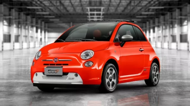 Parece un 500, pero tiene una e, de eléctrico. Un auto insignia para el mercado norteamericano