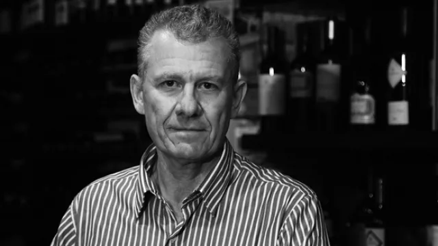 Alejandro Zapatta, gerente.