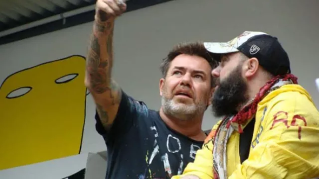 Milo Lockett y Seba Pastorino, uno de los socios del Milo Lockett Bar.