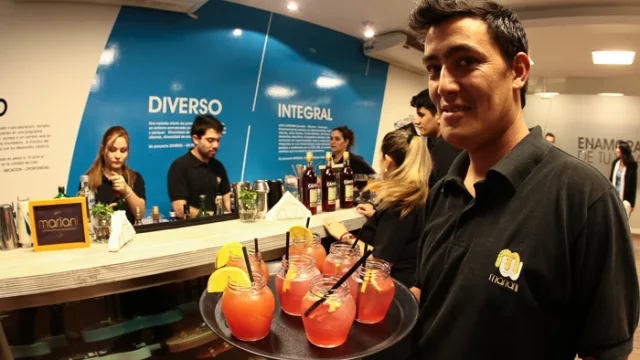 Los tragos de Mariani SG, muy solicitados en una noche ideal.