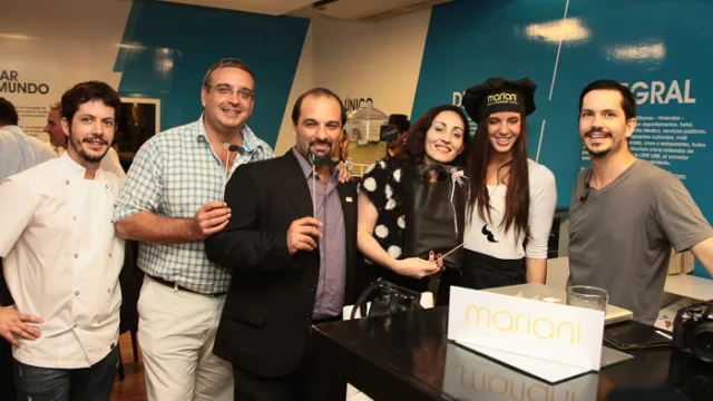 El equipo de Medifé también se sumó al agasajo.