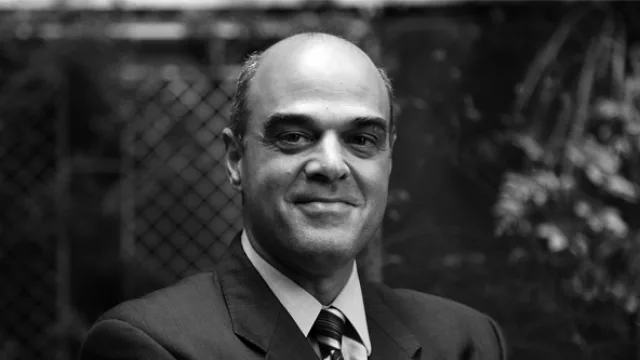 Andrés Miguel Bas, vicepresidente.