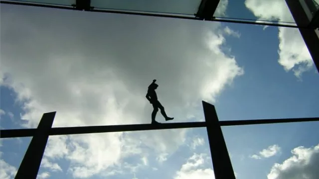 Para el Ieral, Kichi se quedó sin herramientas para enfrentar el “viento en contra”