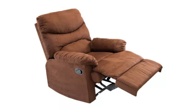 Un sillón para disfrutar el partido solo.